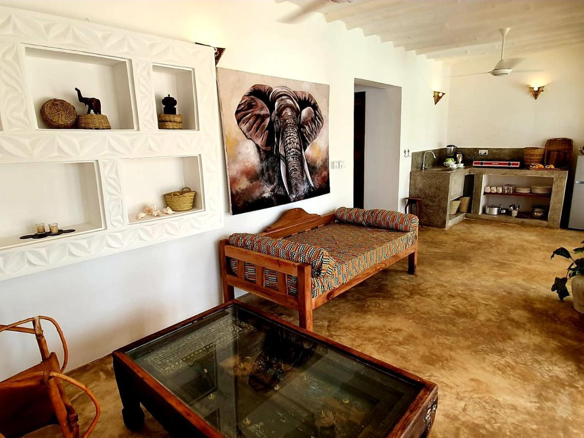 Moyo Apartment Pwani Mchangani Esterno foto