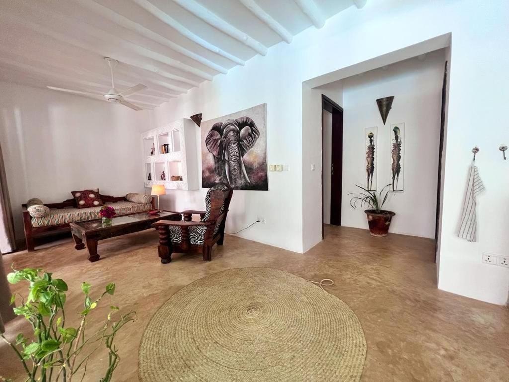 Moyo Apartment Pwani Mchangani Esterno foto