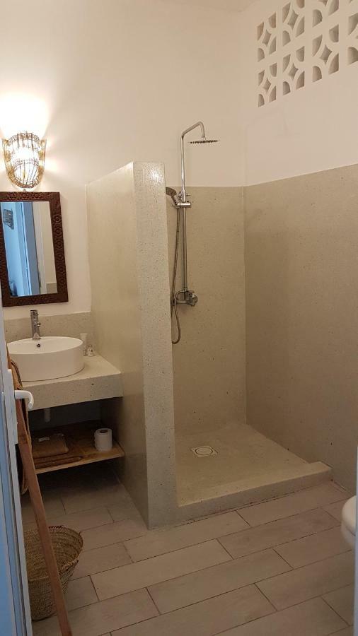 Moyo Apartment Pwani Mchangani Esterno foto